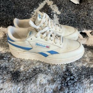 Reebok White and Blue Women's Sneakers